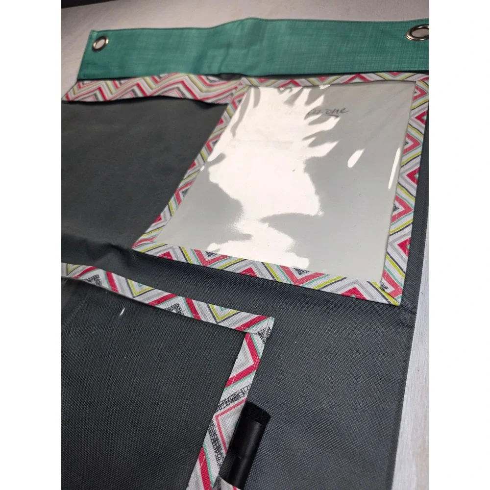 Thirty-One Wall Hanging Organizer Grey Chevron Multi Pocket Office Storage 42x22